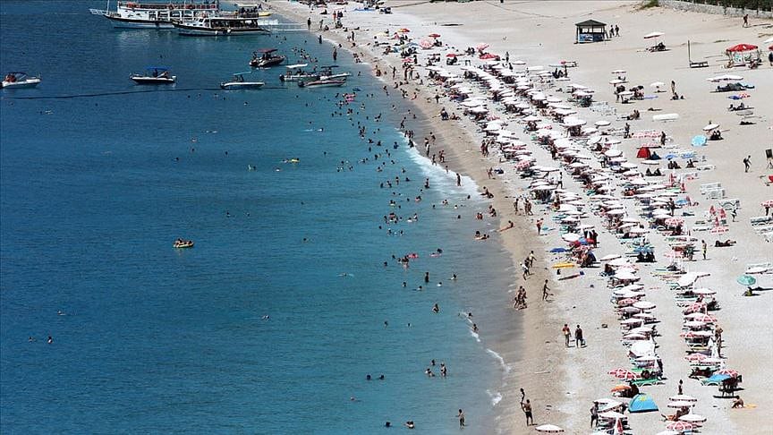 Turizm gelirlerinde sert düşüş