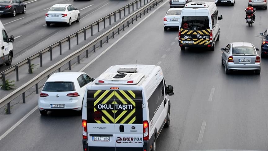 İstanbul'da okul servis ücretlerine zam