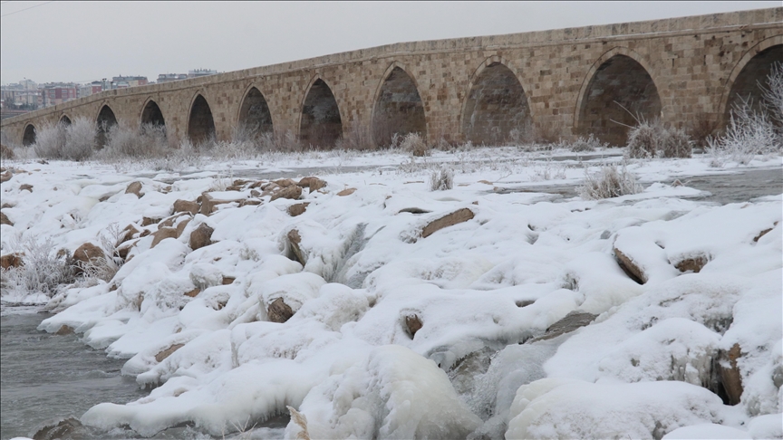 Sıfırın altında 30,9 dereceyle Türkiye'nin en soğuk yeri oldu