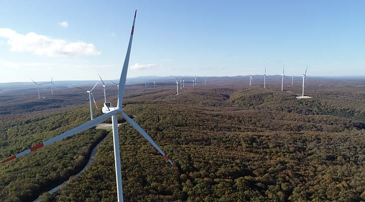 Yenilenebilir enerji kaynaklarını geliştiriyor