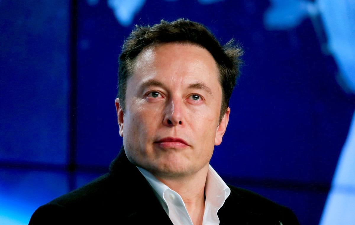 Elon Musk 'zihnini buluta yüklediğini' söyledi