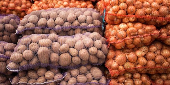 Stoktaki patates ve soğan ihtiyaç sahibi ailelere bedelsiz dağıtılacak