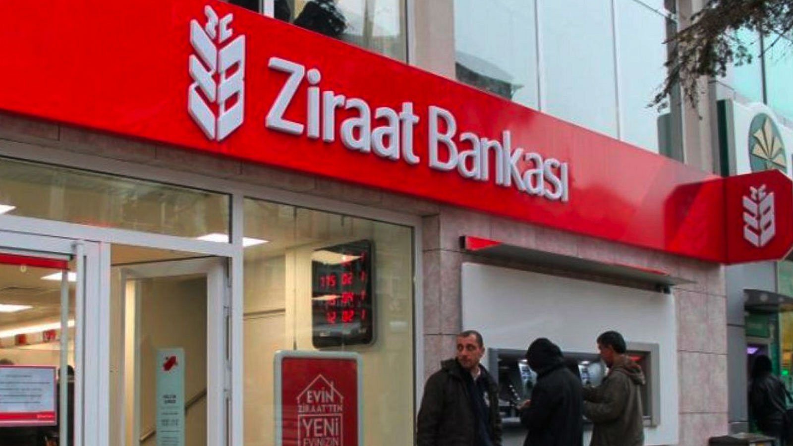 Ziraat'ten çalışma saati ve maske açıklaması