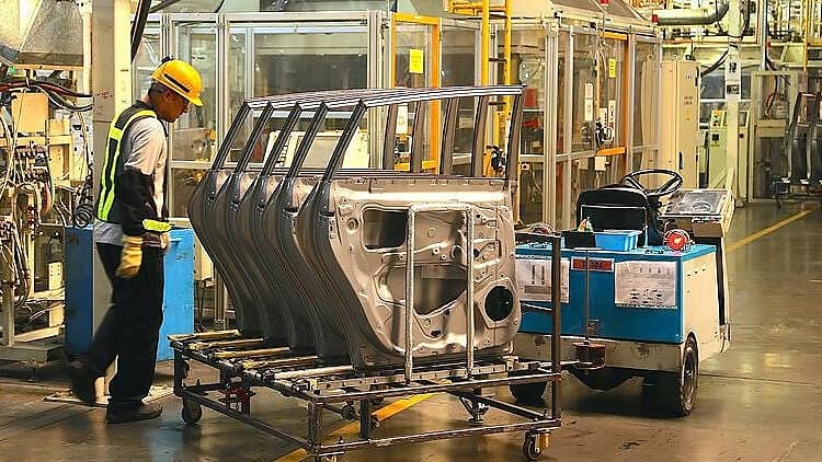 İSO Türkiye İmalat PMI geçen ay 50,8'e geriledi