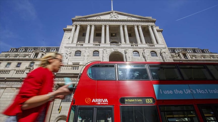 AB bankaları 3 yıl daha Londra'da takasa devam edecek