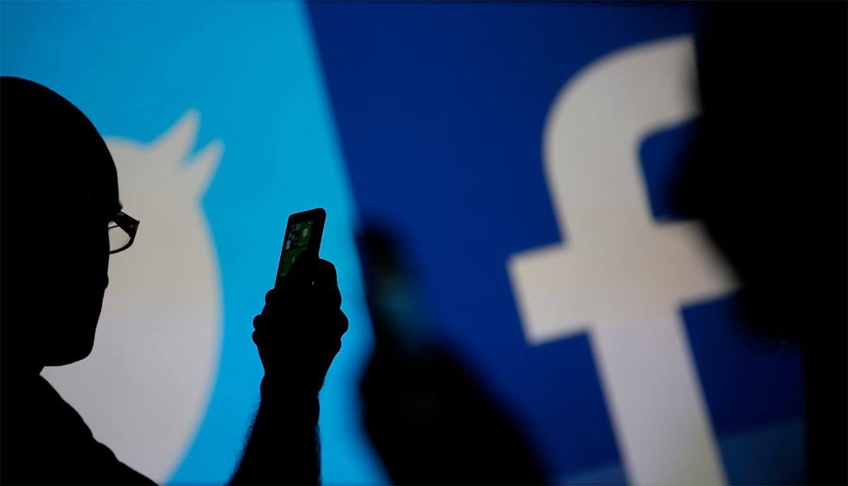 Rusya'da Twitter ve Facebook'a erişim yasaklandı