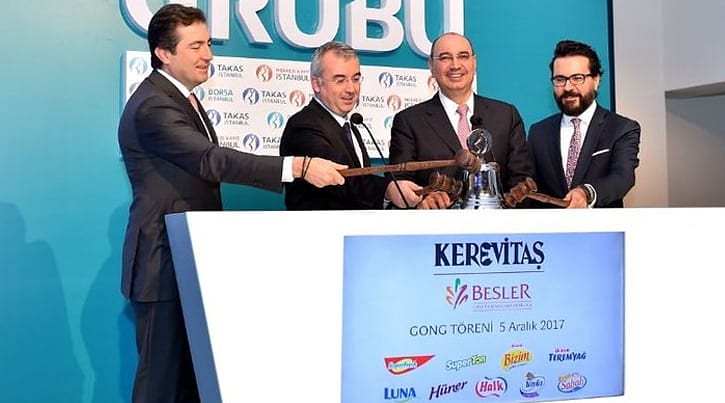 Kerevitaş için gong töreni