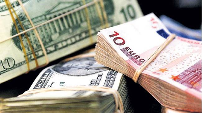 Dolar ve Euro haftaya nasıl başladı