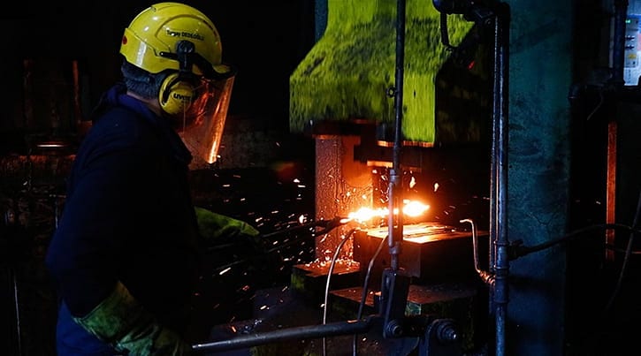 Sanayiden sıfır büyüme sinyali geldi