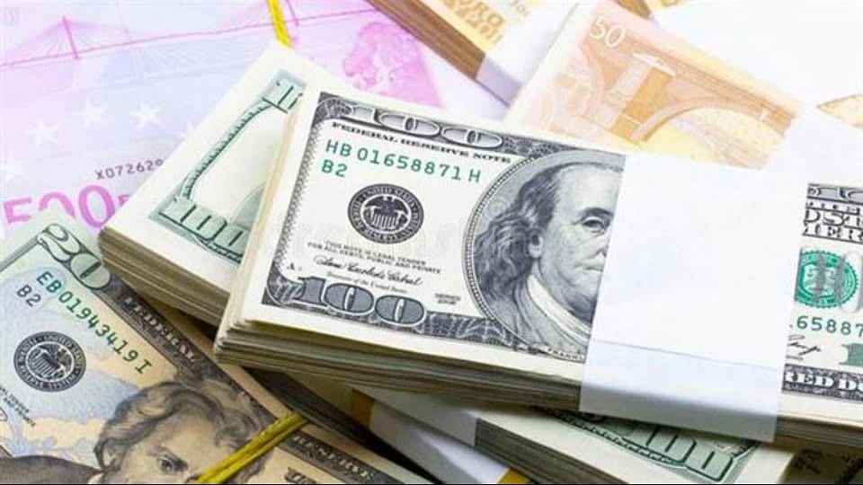 Dolar - Euro'da günün ilk rakamları