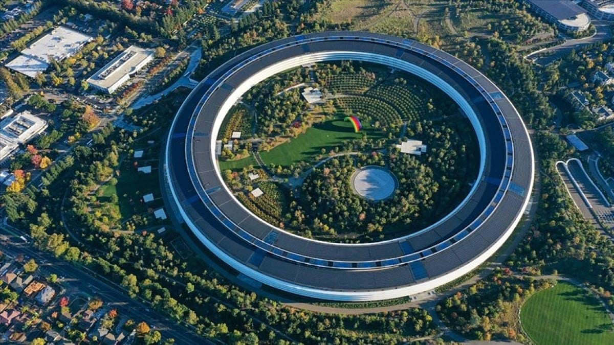 iPhone satışları arttı ama Apple'ın elde ettiği gelir beklentilerin altında kaldı