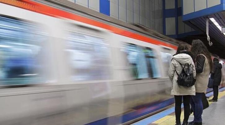 Bakan Karaismailoğlu Başakşehir-Kayaşehir metro hattının açılışı için tarih verdi