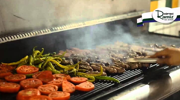 Köfteci Ramiz Azerbaycan'da