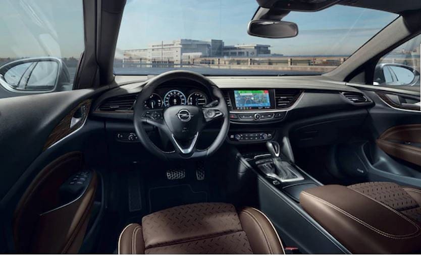Opel mayıs ayına özel kampanyasını duyurdu