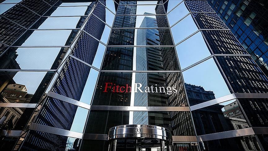 Fitch'ten 'İngiltere derin resesyona giriyor' uyarısı