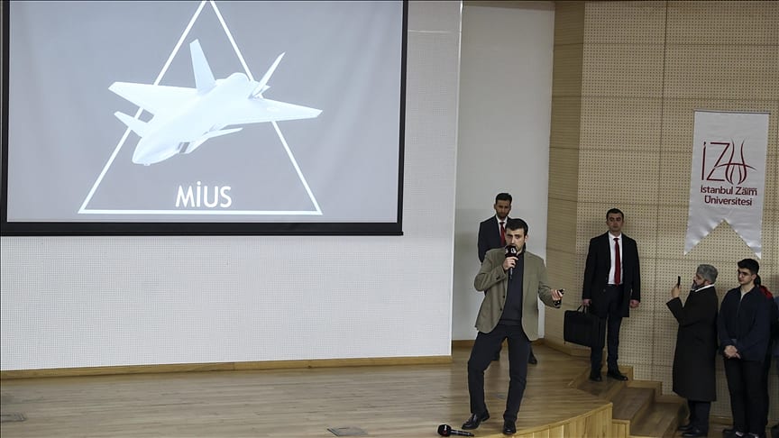 İnsansız savaş uçağının ilk prototipi ne zaman havalanacak? Selçuk Bayraktar anlattı-0