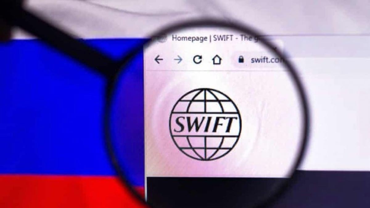SWIFT nedir? Ne için kullanılır? SWIFT yasağı Rusya'yı nasıl etkiler?