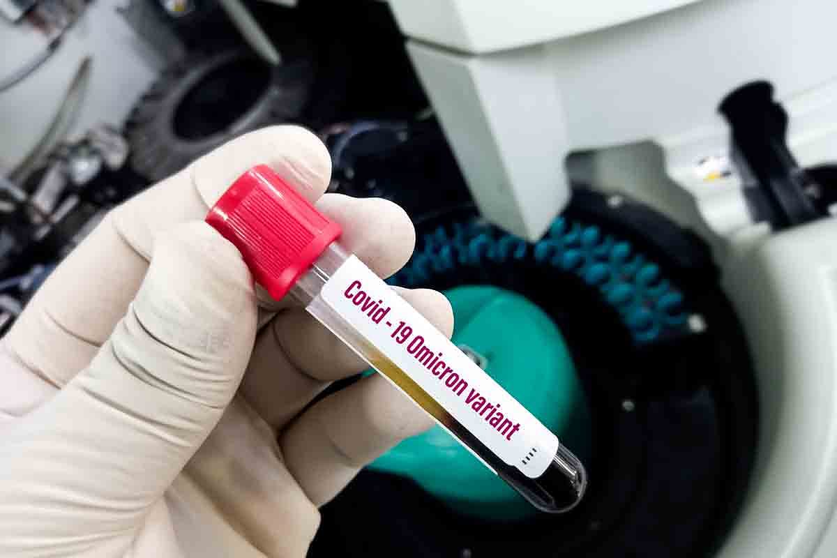 Omicron belirtileri ne? Evde koronavirüs hastası varsa nelere dikkat edilmeli?-0