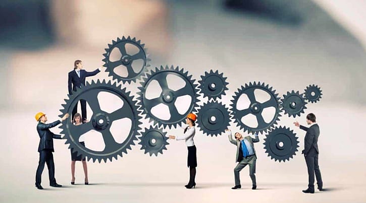 Tepe yönetimde gençlik rüzgarı esiyor
