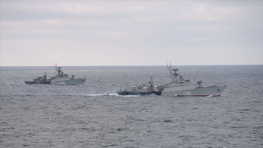 Gerilim yükseliyor: Rusya 15 savaş gemisini Karadeniz’e gönderdi... NATO'dan Rusya'ya çağrı