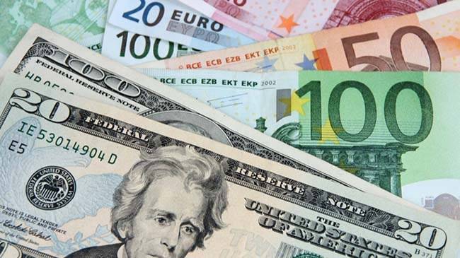 Serbest piyasada dolar ve Euro'nun açılış fiyatları