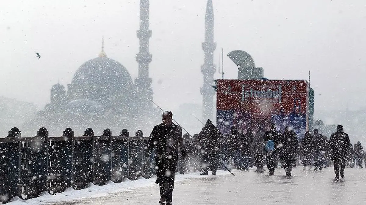 AKOM'dan İstanbul'a kar yağışı uyarısı