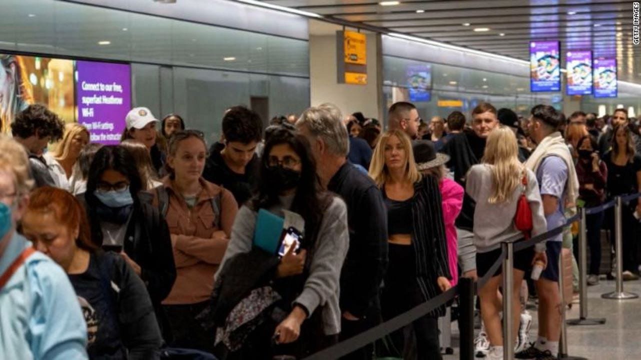 'Airmageddon' adını taktılar... Bir uçak 1000 bavul ve 0 yolcu ile uçtu