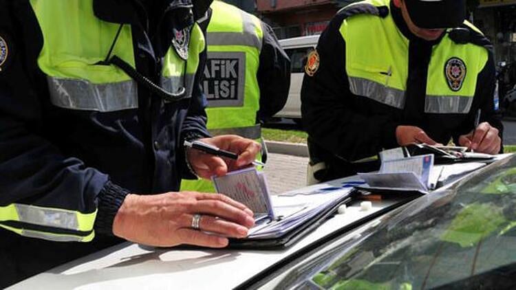2021'in trafik cezaları belli oldu: En düşüğü 113, en yükseği 35 bin lira-0