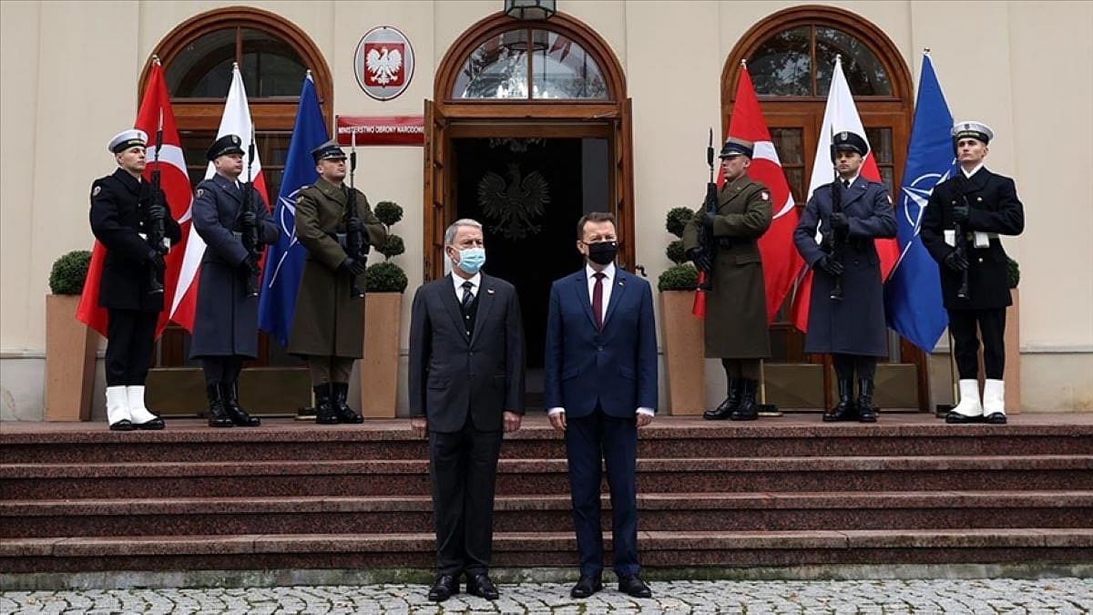 Türkiye'den yeni silah sistemleri alacaklar: "Yakında bir heyet gidecek"