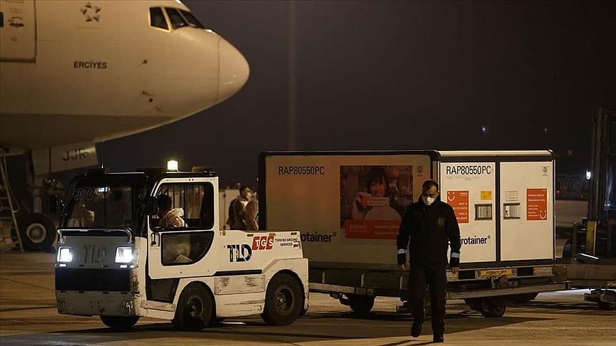 Koronavirüs aşıları Türkiye'de: Süreç nasıl işleyecek?