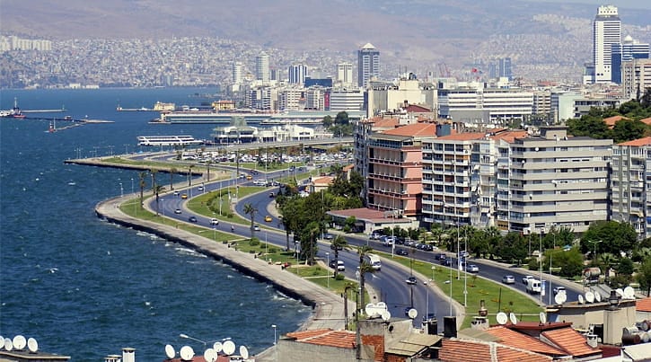İzmir markalı konutta cazibe merkezi oldu