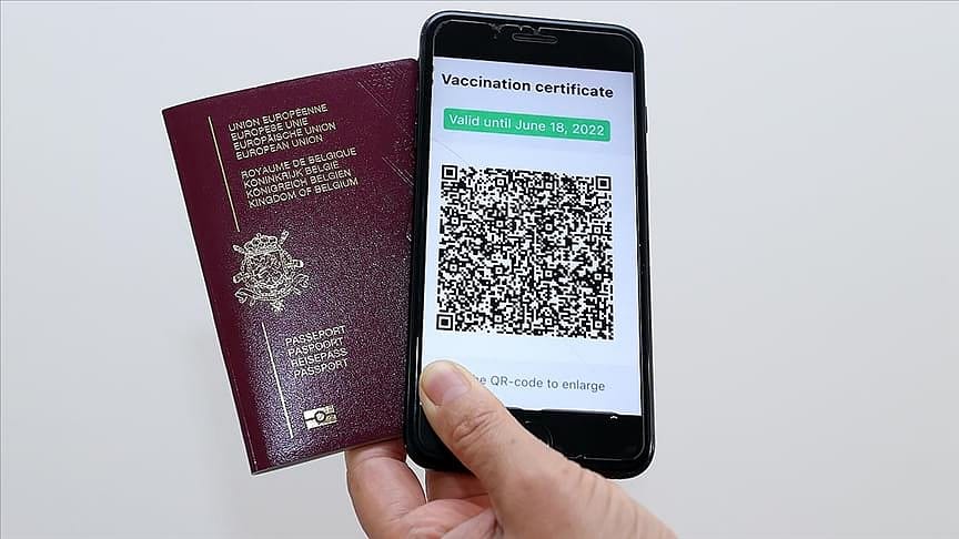 AB'den Türkiye için aşı sertifikası kararı