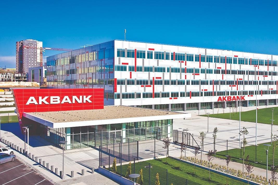 Akbank'tan 2020'de 6 milyar 260 milyon lira net kar