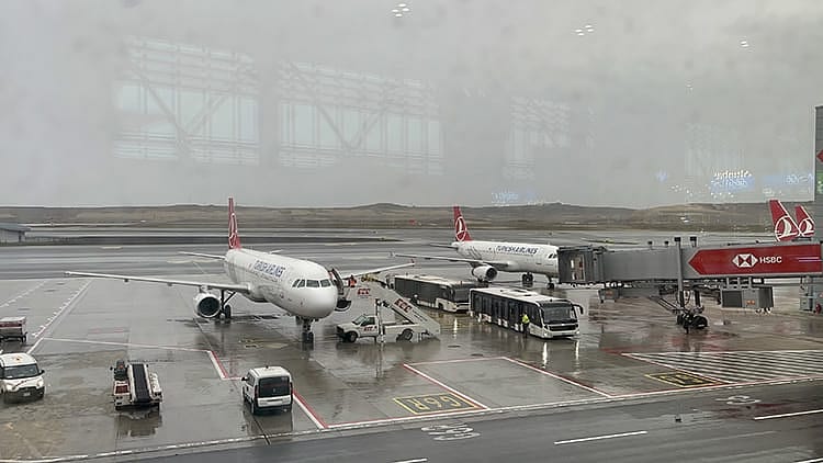 İstanbul'da fırtına can aldı: 4 ölü, 19 yaralı-0