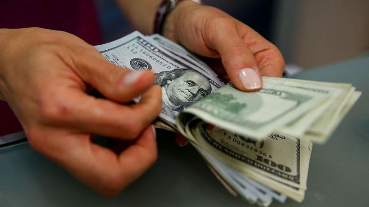 Düşüş sürüyor: Dolar 16 Kasım'dan bu yana en düşük seviyeyi gördü