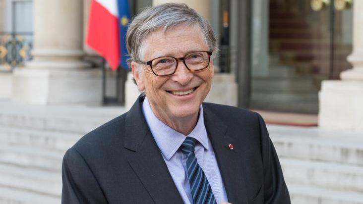 Bill Gates'ten koronavirüs açıklaması: Salgın ne zaman bitecek?