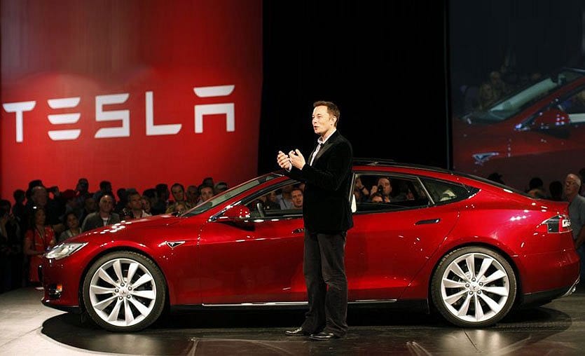 Tesla'dan koronavirüs indirimi