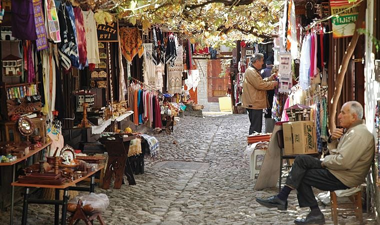 Üç aylık düşüş trendi kırıldı
