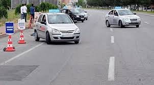 Sürücü kursları sınavları ertelendi