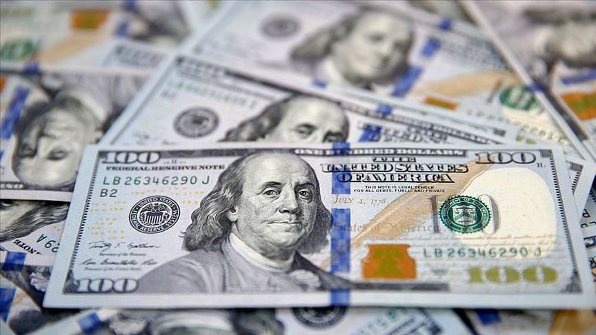 Lübnan'da 1 dolar 15 bin liraya yükseldi, akaryakıt istasyonlarında satış durdu