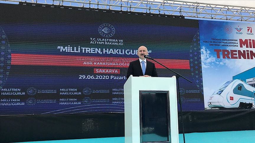'Milli elektrikli tren bu yıl sonunda raylara indirilecek'