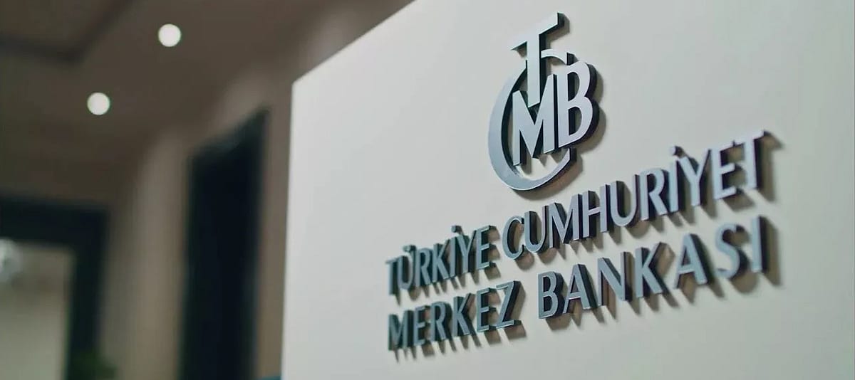TCMB yine ters köşe yaptı