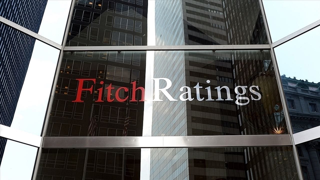 Fitch'ten Euro bölgesi için resesyon uyarısı