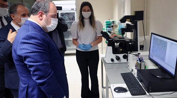 Bakan Varank'tan koronavirüs aşı ve ilaç çalışmalarına ilişkin açıklama-1