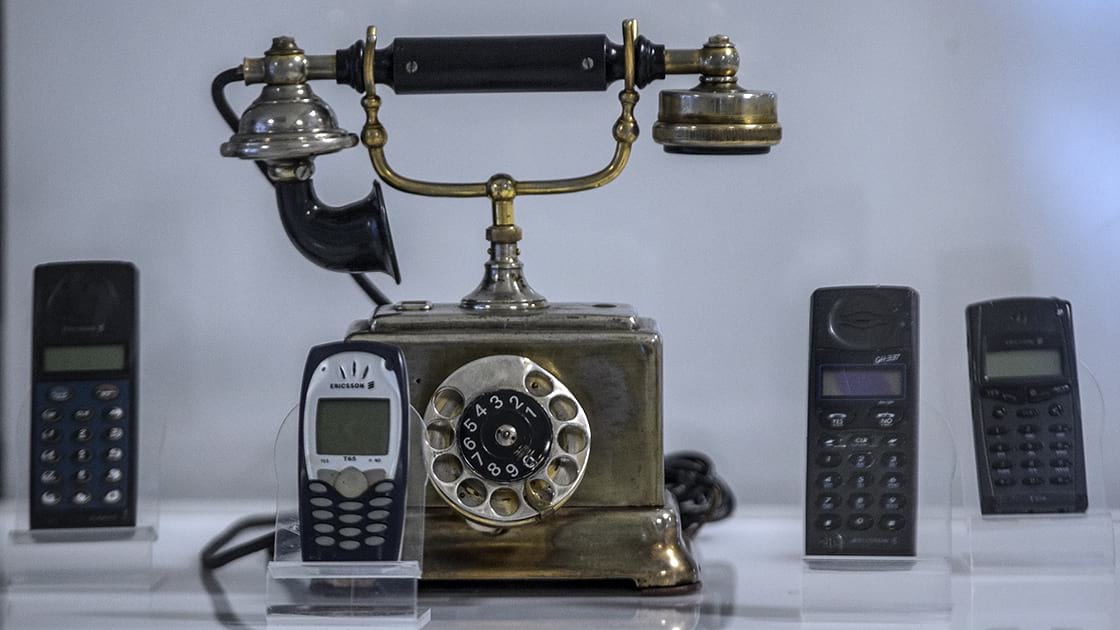 Türkiye'deki ilk cep telefonu görüşmesi: 1G ile başladı, 27 yıl geçti