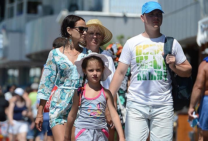 Moskova'dan Türkiye'ye uçak biletleri neredeyse tükendi