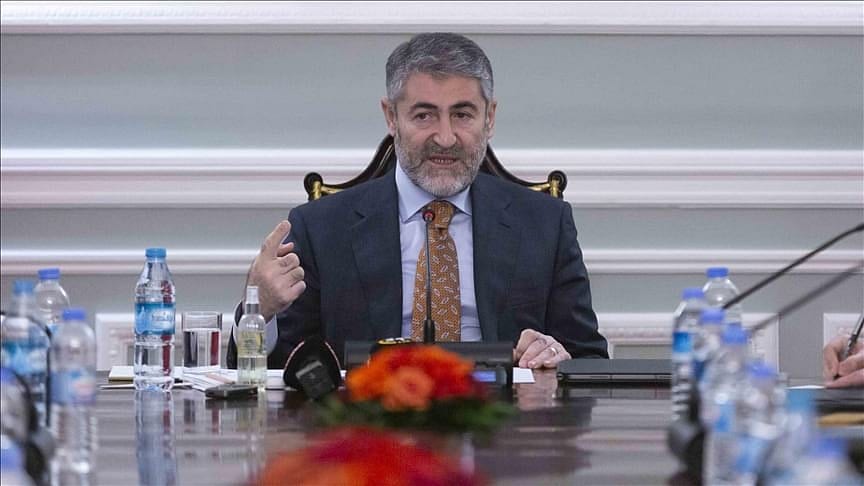 Hazine ve Maliye Bakanı Nebati, banka genel müdürleriyle bir araya geldi