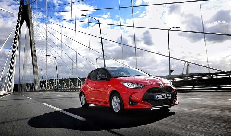 Yenilenen Yaris'in satış fiyatı belli oldu