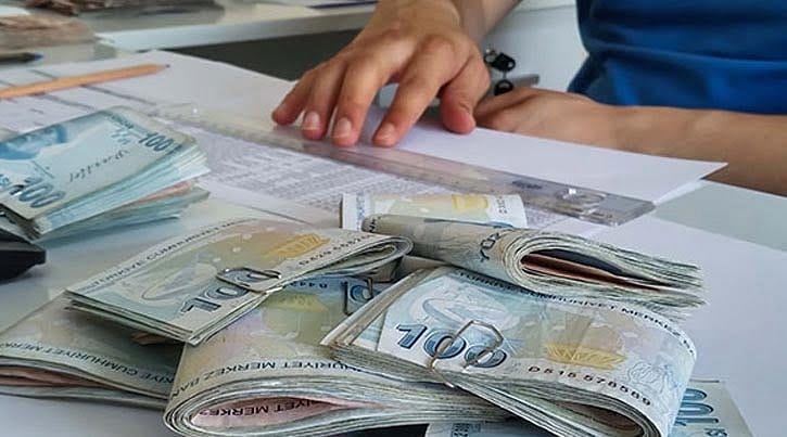 Ücretsiz izin maaşı hakkında tüm merak edilenler