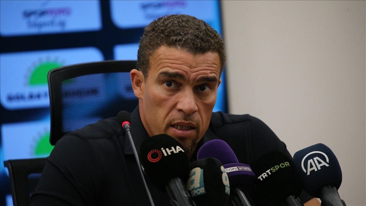 Beşiktaş teknik direktör Valerien Ismael ile yollarını ayırdığını duyurdu